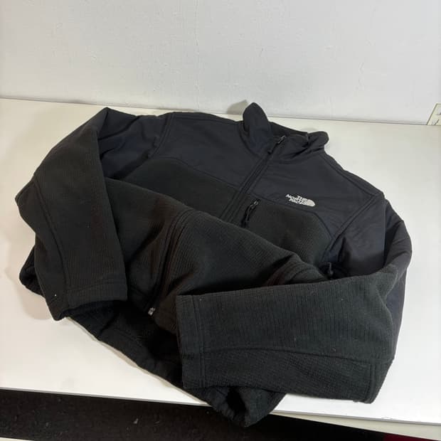 M 노스페이스 블랙 기본로고 나일론배색 플리스집업