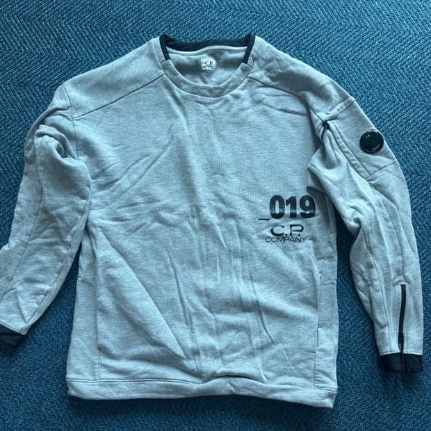 Cp컴퍼니 스웻