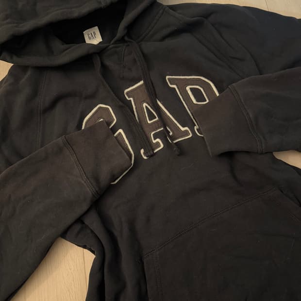 갭 블랙 후드티 