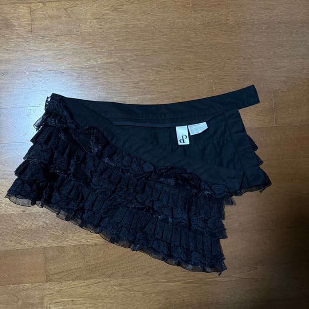 플리즈프로젝트 레이어드 레이스벨트 스커트