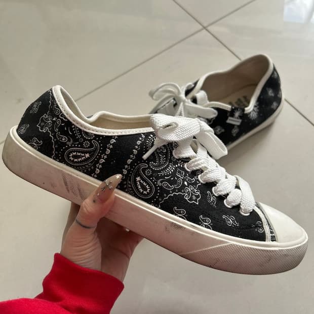 COLLABO CANVAS SNEAKER 콜라보 캔버스 스니커즈