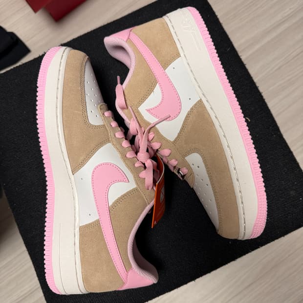 나이키 에어포스 원 소프트 핑크 팬텀 265