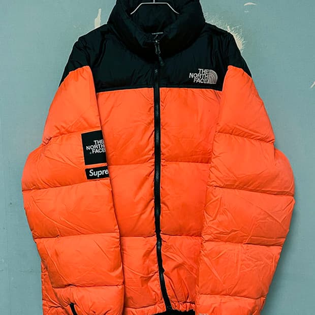 슈프림 노스페이스 파워오렌지 눕시 남자패딩 XL 105-110 