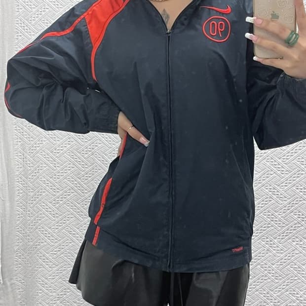 나이키 올드스쿨 레트로 토탈 90 바람막이 자켓 M C13795