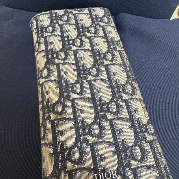 디올 오블리크 장지갑