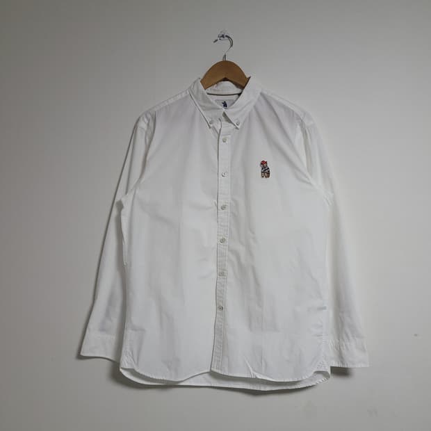 (105) HAZZYS 헤지스x패딩턴 베어 콜라보 화이트 셔츠 남방