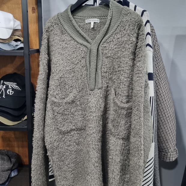 엠포리오 아르마니 ITALY 남성 105 레트로 헨리넥 울니트