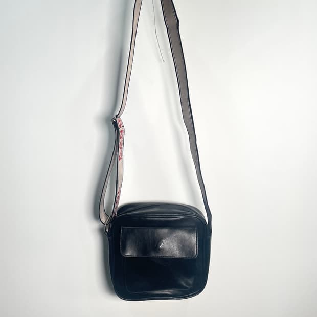 캉골 가죽 크로스백