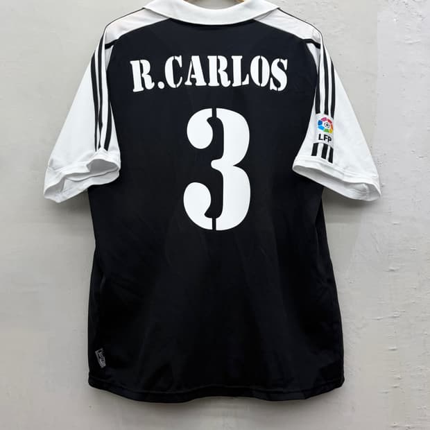 아디다스 01-02 레알 마드리드 어웨이 리그킷 호베르투 카를루스