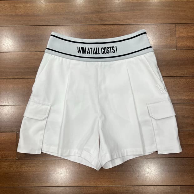 왁 WAAC 숏팬츠