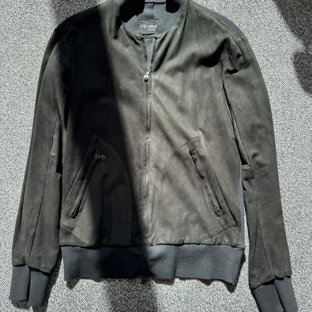 트랜짓 램스킨 봄버