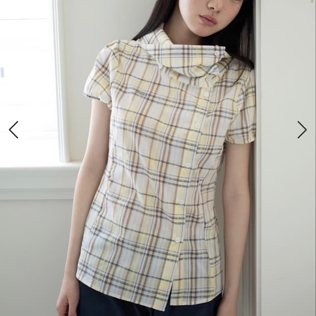 온스카 드레이프 칼라 블라우스