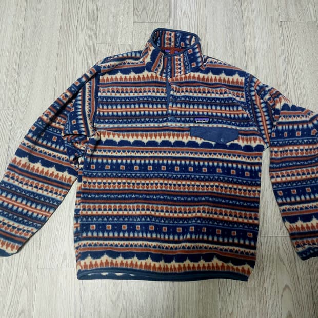파타고니아 신칠라 아즈텍 M