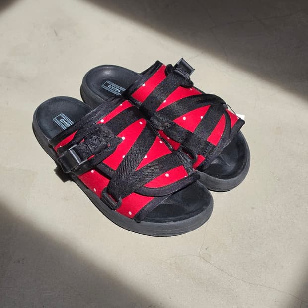 비즈빔 07fw 도트 크리스토 레드