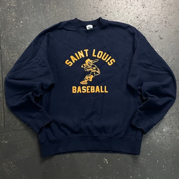 100 아웃스탠딩 맨투맨