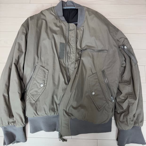 그레일즈 봄버 타우페 3사이즈