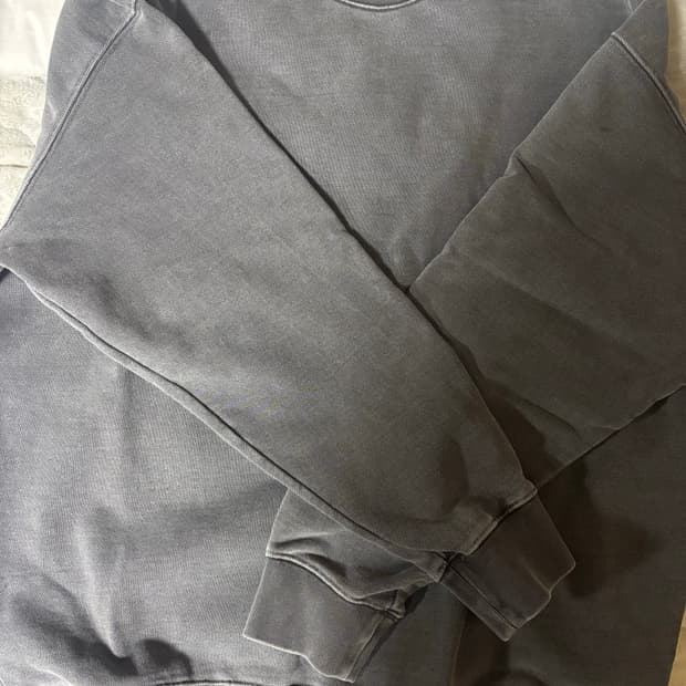 980G 피그먼트 맨투맨-차콜-