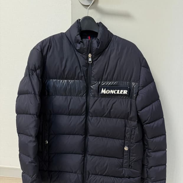 몽클레어 남성 패딩 0사이즈 (초등고학년가능) 