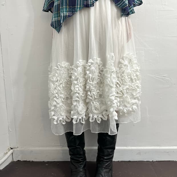 tomomi white flower mesh skirt