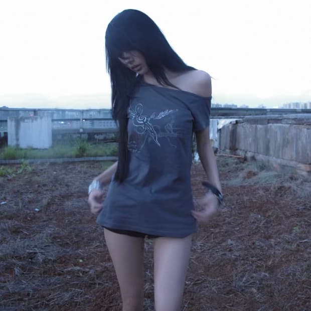 Imdelusion 반팔