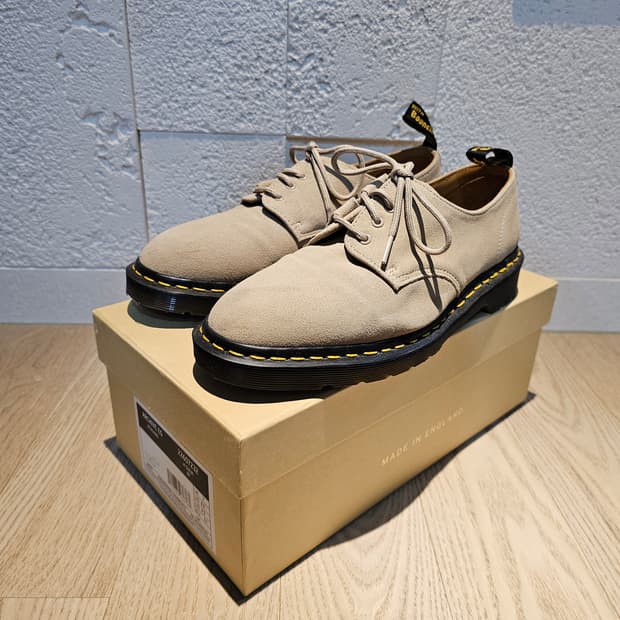 닥터마틴 x 엔지니어드가먼츠 1461 베이지 UK7