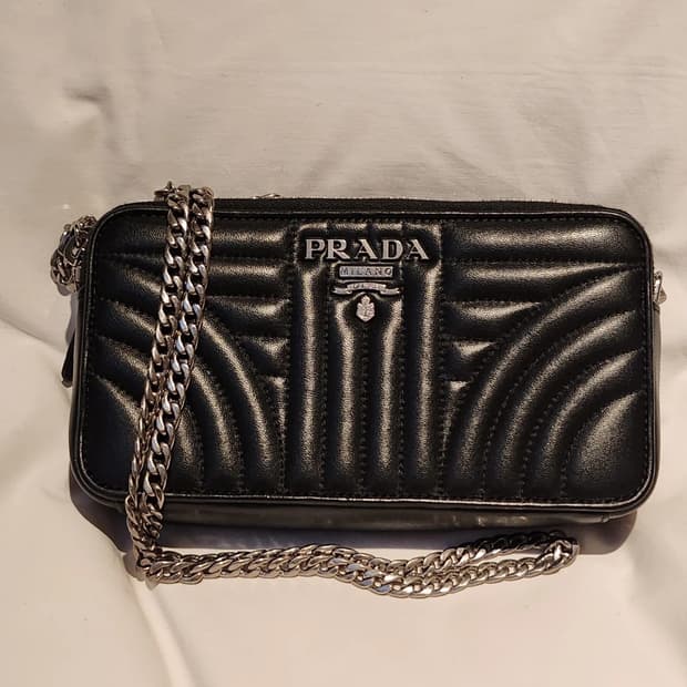 프라다 다이어그램 2zip 크로스백