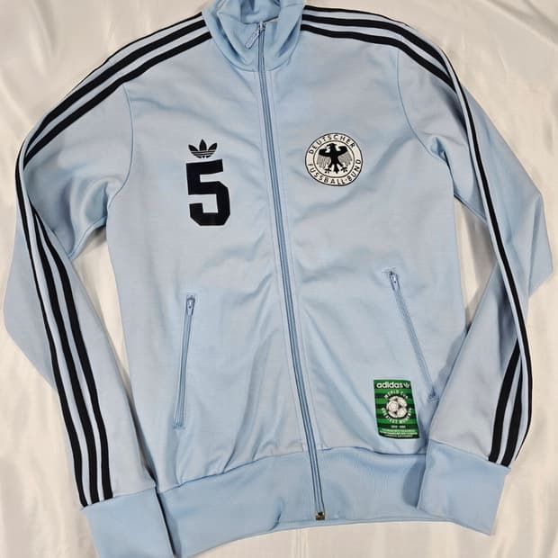 아디다스베켄바우어져지