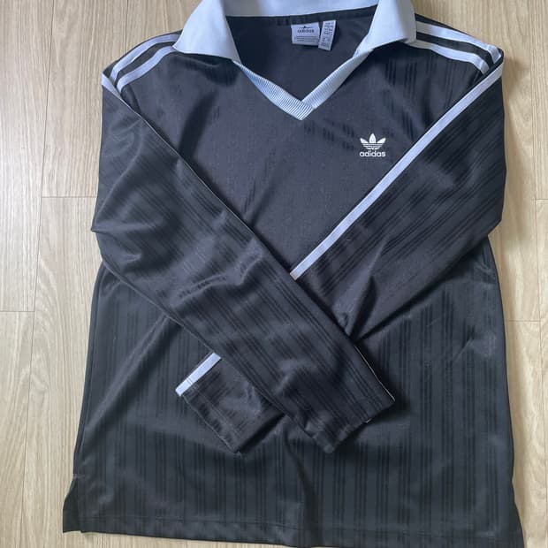 아디다스 롱슬리브