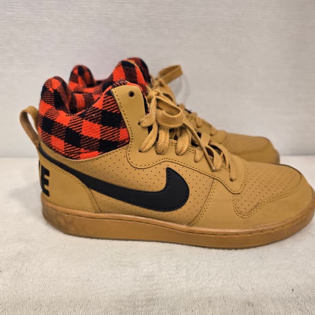 나이키 코트 버로우 미드 프리미엄 하이탑 운동화 240mm