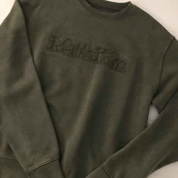 마뗑킴 빈티지 컬러 로고 맨투맨