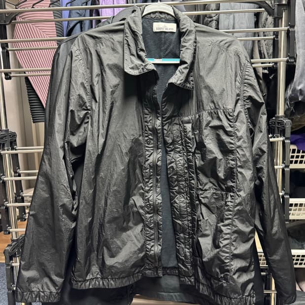 스톤아일랜드 크링클랩스 오버셔츠 L사이즈