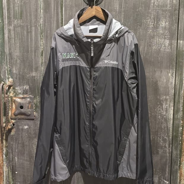 Columbia Windbreaker with MANE. Logo