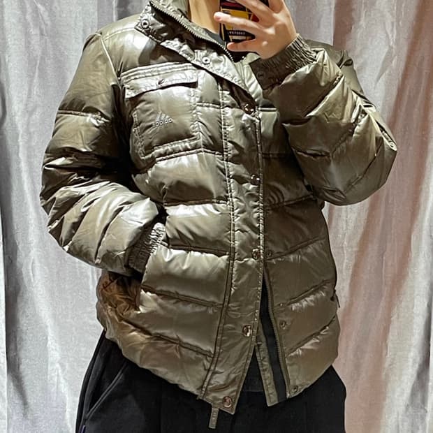 L 아디다스 원포켓 글로시 카키 경량패딩