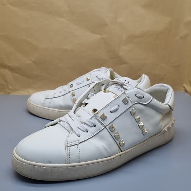 발렌티노 락스터드 남성스니커즈280