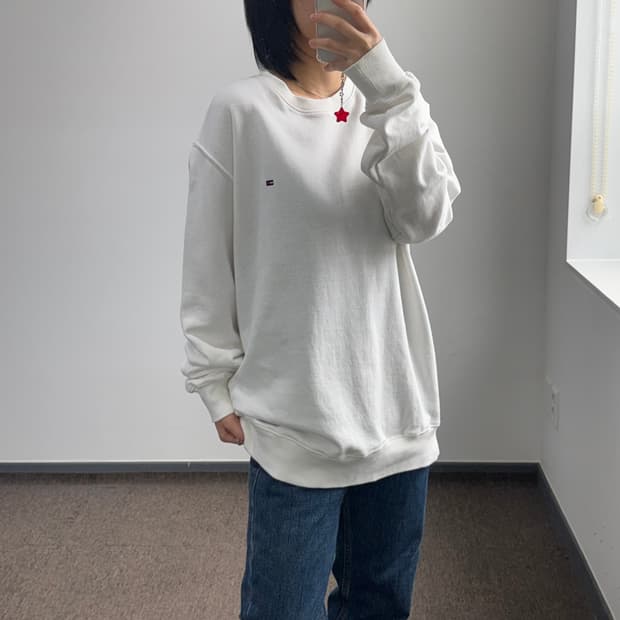 Tommy Hilfiger 타미힐피거 스몰로고 화이트 맨투맨 