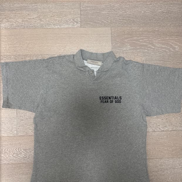 Essentials 폴로 반팔