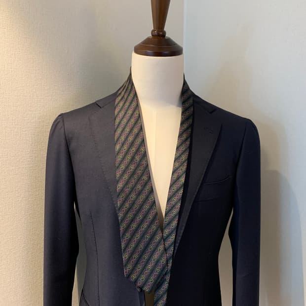 디올(Dior) 페이즐리 명품넥타이 100실크 A+등급