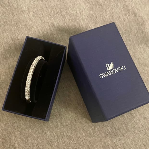 SWAROVSKI 스와로브스키 스톤 뱅글 팔찌/실버