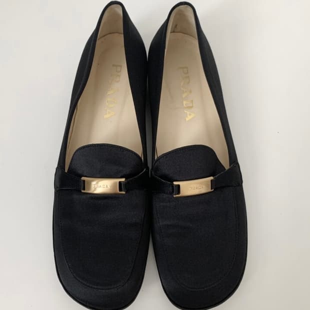 프라다 세틴 로퍼 230(EU36)