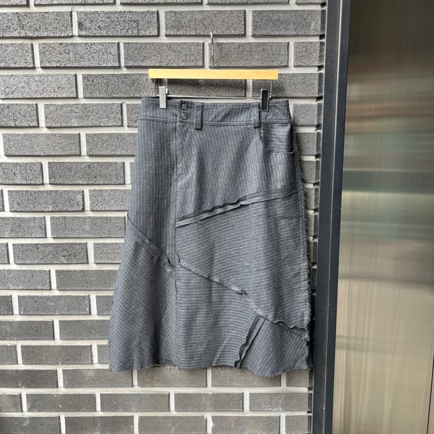 The ballroom 패치워크 울 스커트 그레이