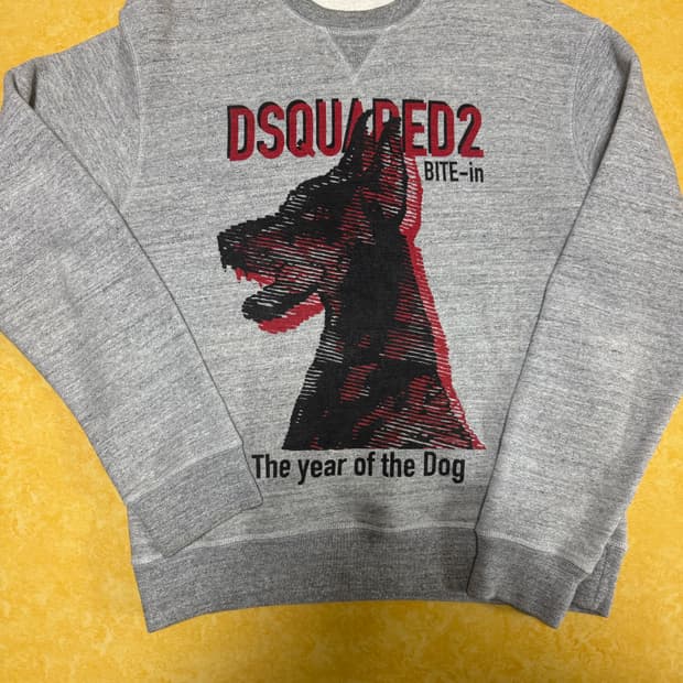 디스퀘어드2 맨투맨