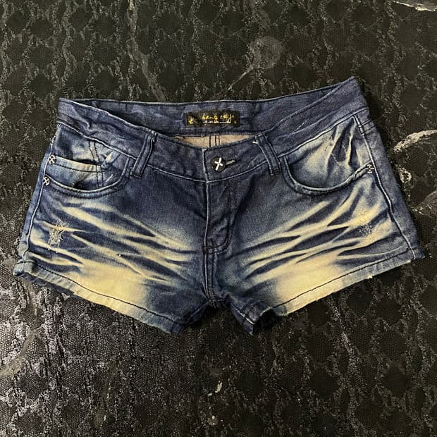 Y2K Crack Washed Short Pants