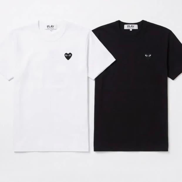 (정품/새상품)꼼데가르송 플레이 검정 하트 반팔티 흰/검