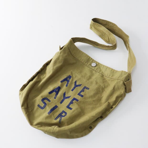 KAPITAL AYE AYE SIR 숄더백