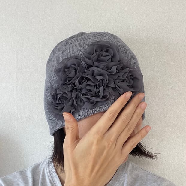 플라워 니트 비니 그레이