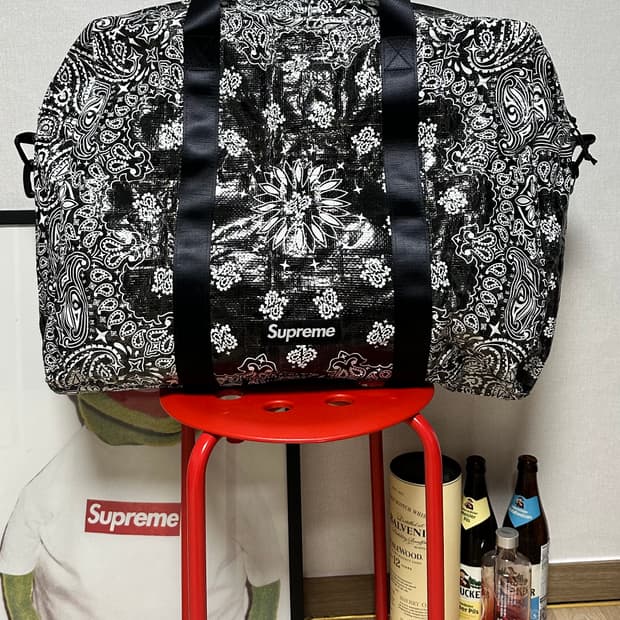 슈프림 반다나 타프 라지 더플백 블랙 21SS