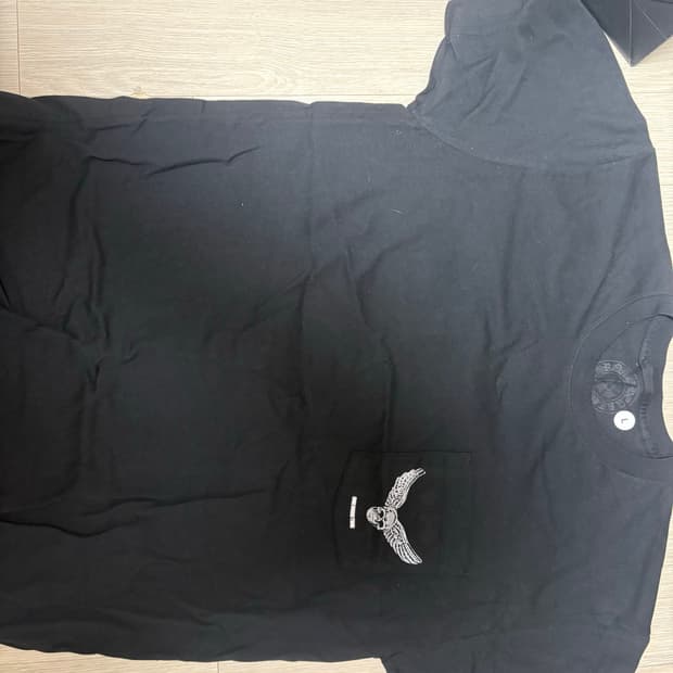 크롬하츠 포티 영블러드 티셔츠 L사이즈