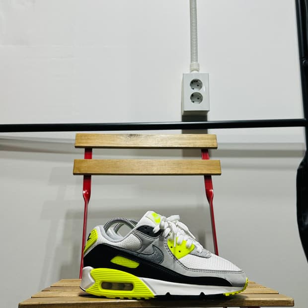 235) 나이키 운동화 여성 여자 신발 에어맥스90 형광