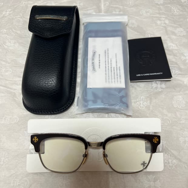 크롬하츠 보넨노이슈어2 초코브라운-엔틱골드 새제품 판매합니다