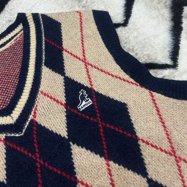 [M]캉골 아가일패턴 니트 베스트